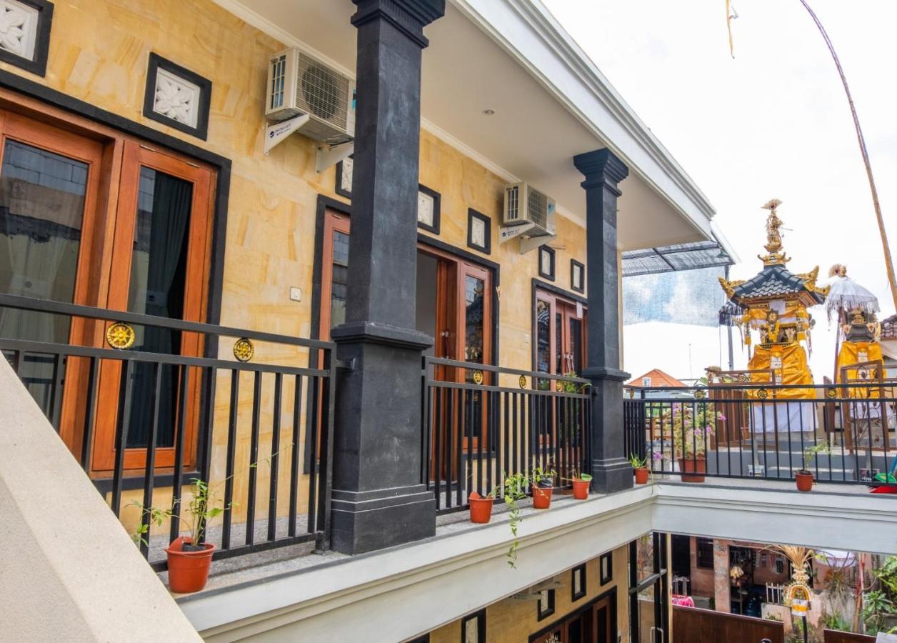 Sr Caviar Guest House Canggu Exterior photo