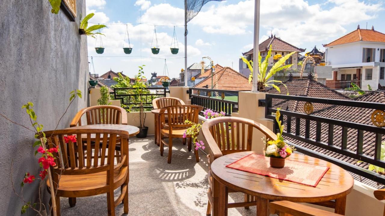 Sr Caviar Guest House Canggu Exterior photo