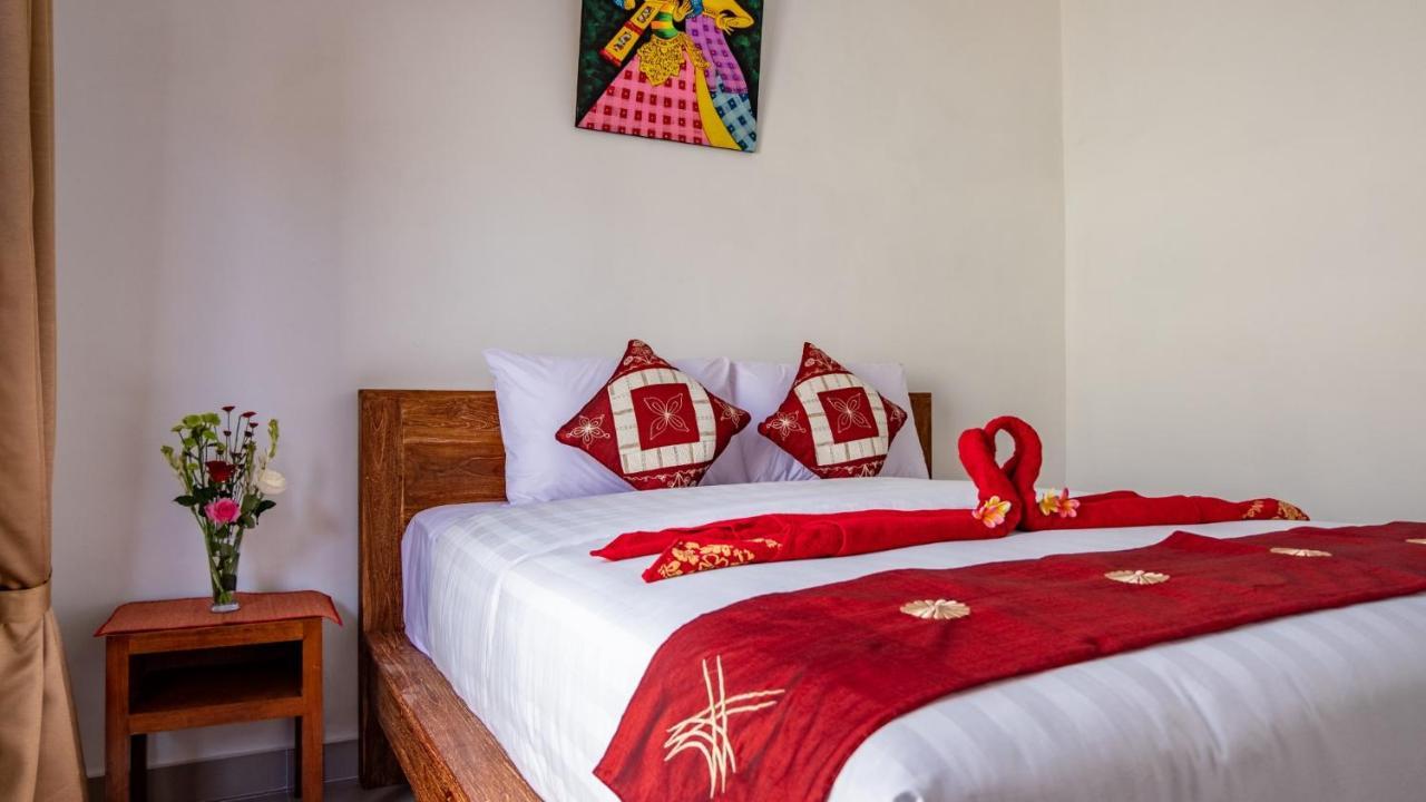 Sr Caviar Guest House Canggu Exterior photo
