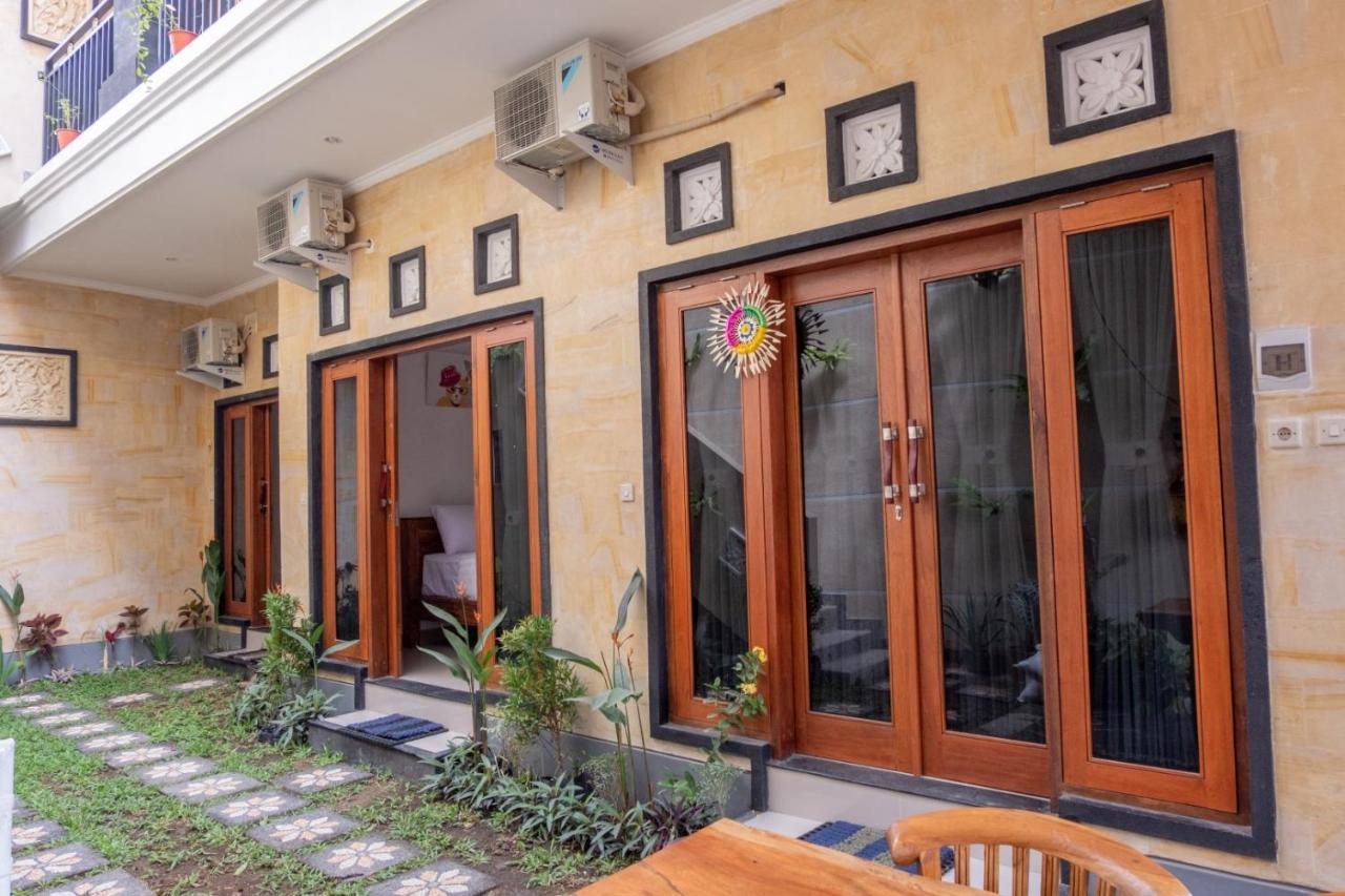 Sr Caviar Guest House Canggu Exterior photo