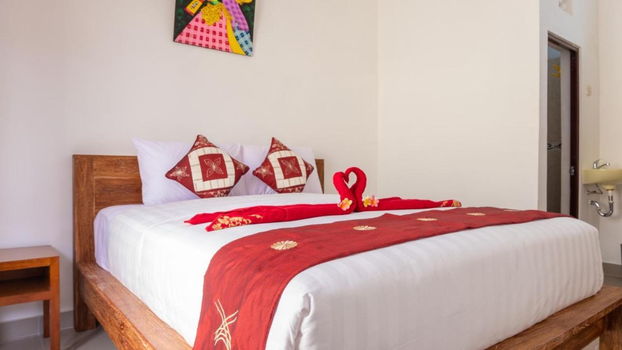 Sr Caviar Guest House Canggu Exterior photo